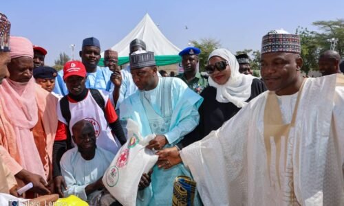 ECOWAS, Bauchi Gov. donate relief Items to 2000 flood-affected households