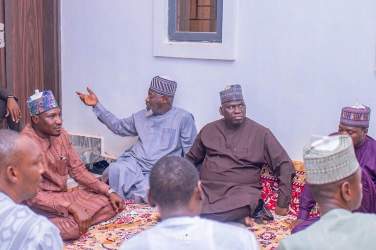 APC Delegation Condoles Yobe Chairman Over Sister’s Death